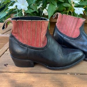 Frye Chelsea Ankle Boot